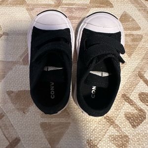 Converse baby sneakers size 4